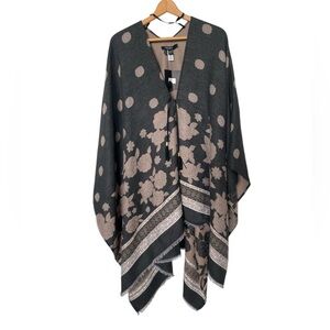 Marc New York Woman’s Floral Fringe One Size Shawl Poncho NWT‎
